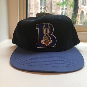 VINTAGE Loony Tunes (Bugs Bunny) Hat